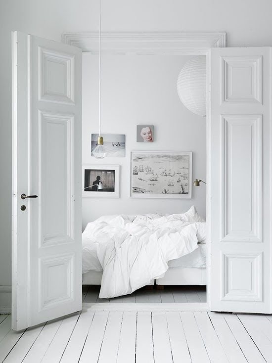 WHITE04
