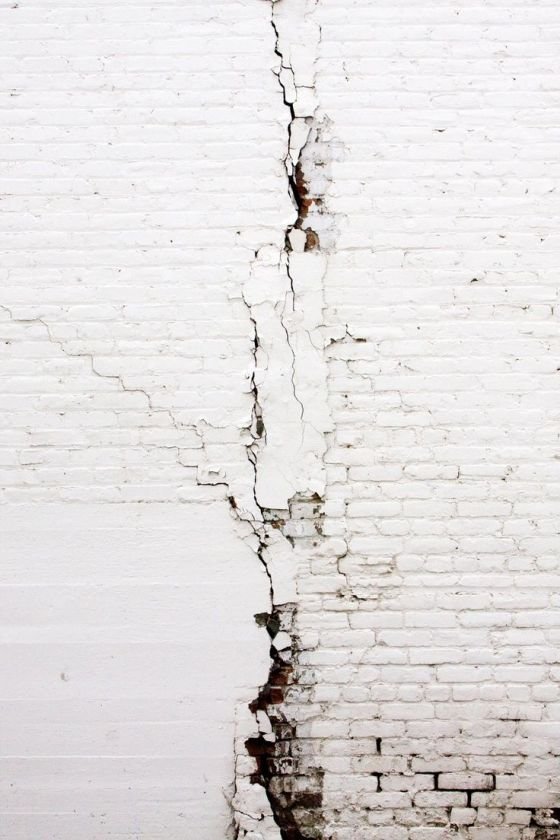 WHITE06