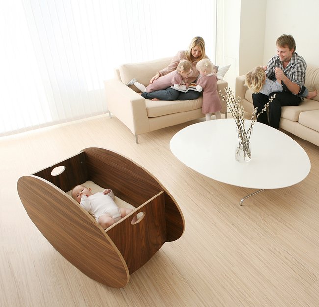 Walnut in surroundings 3_USA_EU