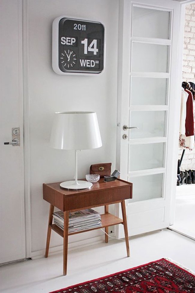 karlsson-flip-clock-01